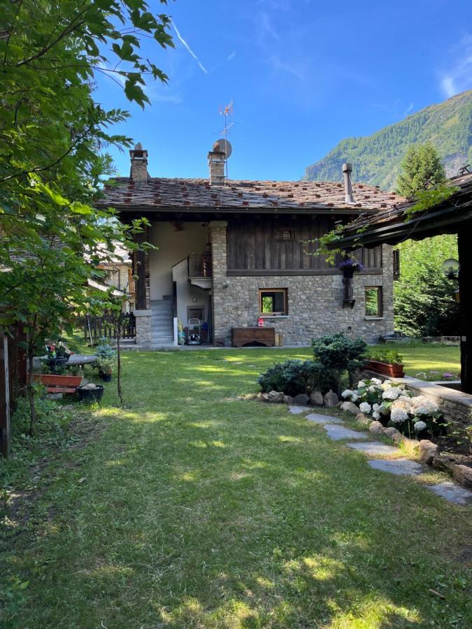 Chalet Blanc "Coeur Sapin" Courmayeur Ngoại thất bức ảnh