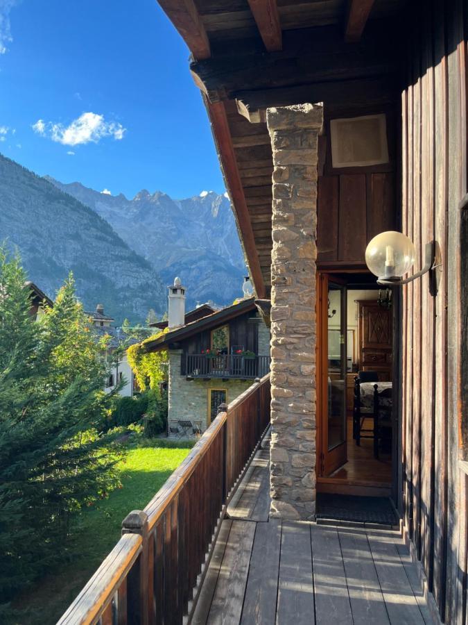 Chalet Blanc "Coeur Sapin" Courmayeur Ngoại thất bức ảnh